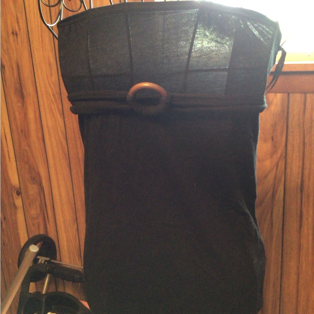 GAP Black Backpack Versatile and Stylish